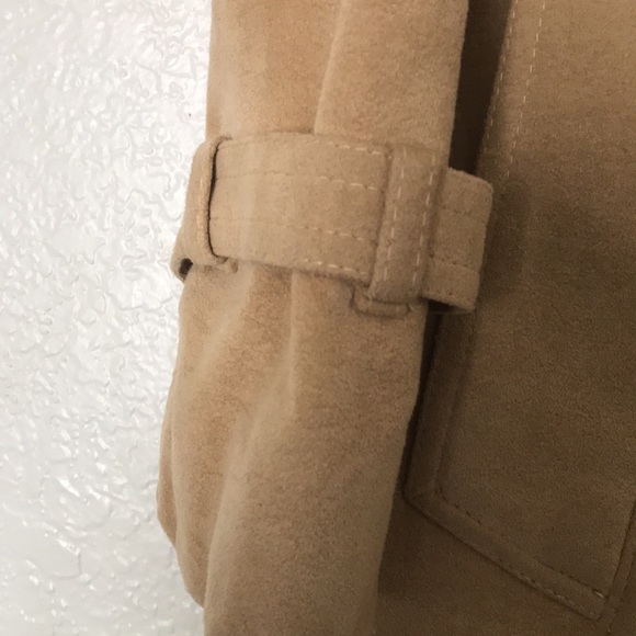 Beige Ultrasuede Heavy All Weather Trench Coat. Excellent Condition - Picture 2 of 8